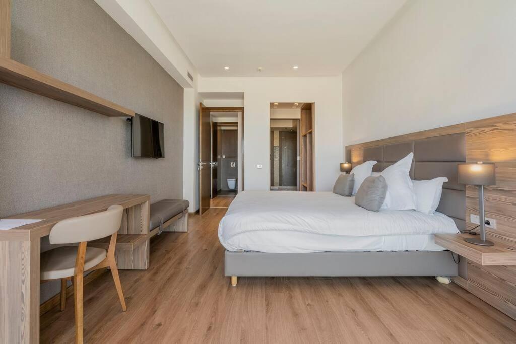 Luxury Apartment At Corniche , Seaview Close Beach الدار البيضاء المظهر الخارجي الصورة