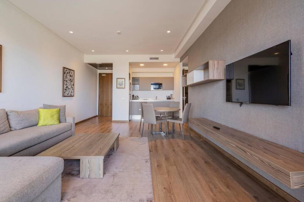 Luxury Apartment At Corniche , Seaview Close Beach الدار البيضاء المظهر الخارجي الصورة